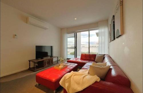 Glen Waverley Apartment | Family-Friendly Escape at The Glen with Balcony Access