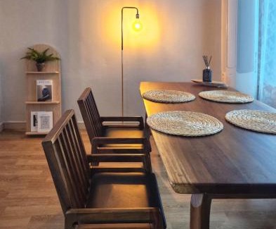Suyeong-Gu Apartment | Oceanfront Family Retreat at Gwang An Stay - Rated 8/10