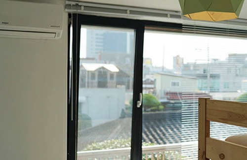 Dong-Gu House | Eco-Friendly Gwangju Oasita Hostel with Family Amenities