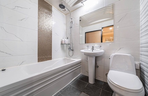 Gwangmyeong Hotel | Eco-Friendly Stay at Gwangmyeong Sum with Breakfast Included