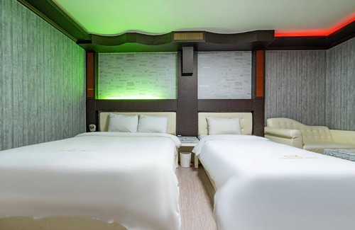 Suncheon Hotel | Discover Gwangyang CCK: Eco-Friendly Stay with Breakfast