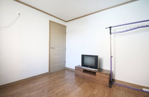 Yongsu-ri Hotel | Eco-Friendly Comfort at Gwangyang Gwibinjang Hotel