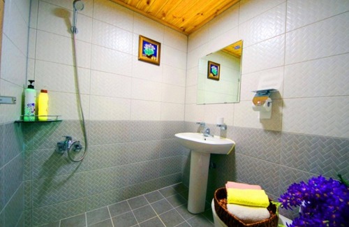 Gwangyang House | Explore Gwangyang Supsongnongwon Pension: Family-Friendly Retreat