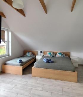 Karwienskie Bloto Drugie House | Pet-Friendly Retreat at Gwiazda Morska - Rated 9.2/10!
