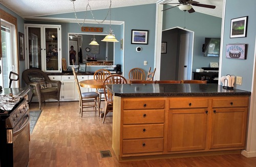 Upper Peninsula Michigan House | Experience Gwinn-Little Lake: Premier Lakeside Getaway