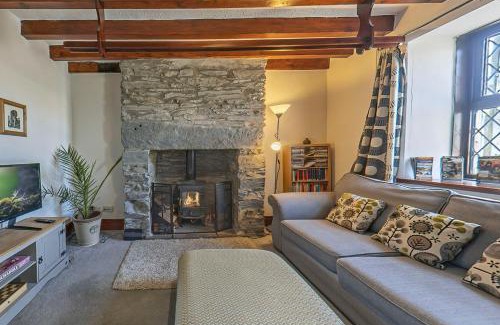 Cwmtirmynach House | Gwynfryn: Pet-Friendly 4-Star Retreat with Great Reviews