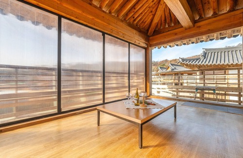 Gyeongju House | Gyeongju Aratteul Hanok Pet Pension