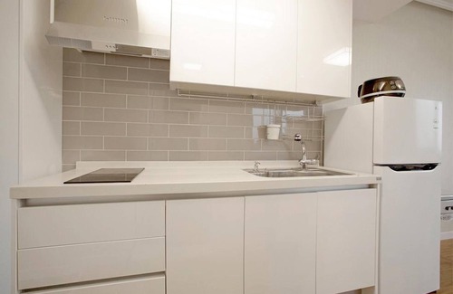 Gyeongju House | Family-Friendly Gyeongju Casting Pension with Kitchen Access