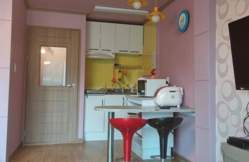Gyeongju House | Eco-Friendly Gyeongju Central Park Pension with Pool & Breakfast