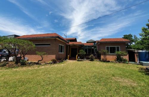 Gyeongju House | Family-Friendly Fun at Gyeongju Choice Kids Pension