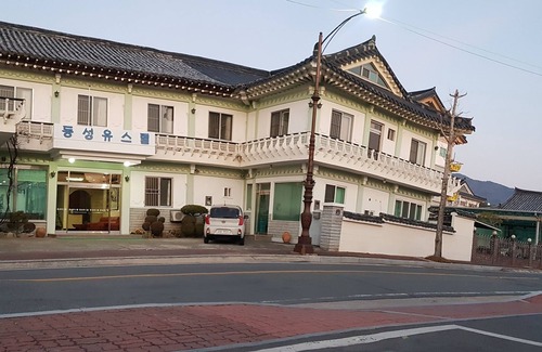 Gyeongju Hotel | Budget-Friendly Gyeongju Dongsung Youthtel with Breakfast