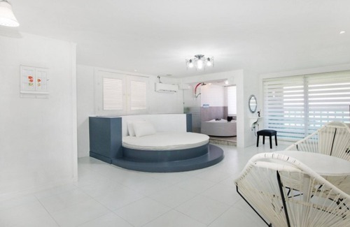 Gyeongju House | Eco-Friendly Retreat at Gyeongju Euphoria Pension