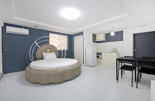 Gyeongju House | Eco-Friendly Retreat at Gyeongju Euphoria Pension