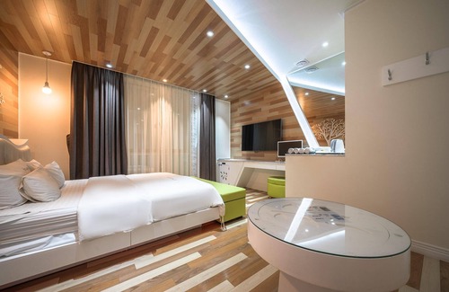 Gyeongju Hotel | Eco-Friendly Comfort at Gyeongju K Myeongpum Hotel