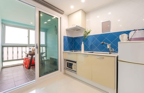 Gyeongju House | Relaxing Gyeongju Nunkoip Pension with Pool and Family Amenities