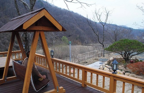 Gyeongju House | Relax at Gyeongju Punggyeongharu Pension with Spa & Breakfast