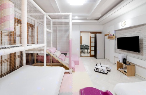 Gyeongju House | Kid-Friendly Gyeongju Riu Poolvilla with Family Amenities