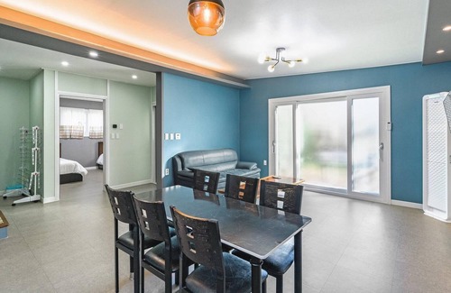 Gyeongju House | Family-Friendly Gyeongju Semo Glamping with Kitchen Access