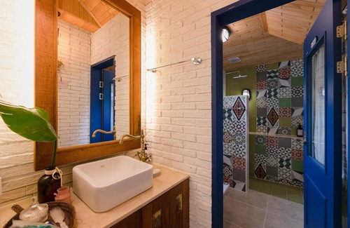 Gyeongju House | Inviting Gyeongju Sweetcreamhill Pension with Pool & Kitchen