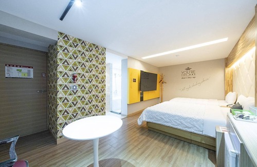 Gyeryong Hotel | Eco-Friendly Retreat at Gyeryong Java with Family Amenities