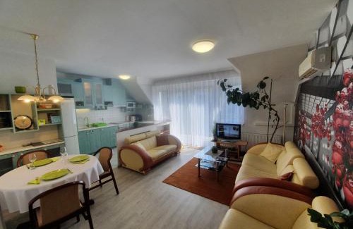 Gyor Apartment | Gyorapartman: Guest Rated 9.9 with Family-Friendly Amenities