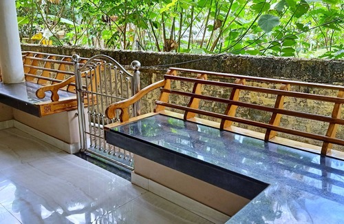 Varkala Villa | Pet-Friendly Gypsy Walker with Oceanfront Views