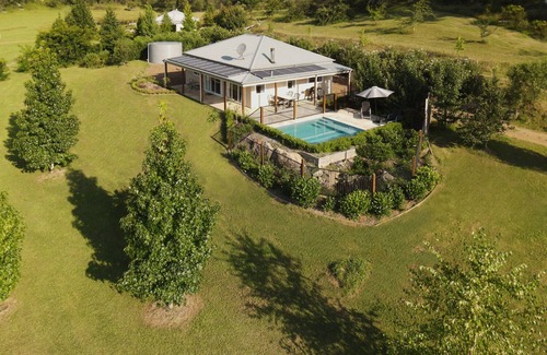 Wollombi House | Discover Gypsy Willows: Pools & Spa in Hunter Valley