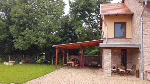 Gyula Apartment | Kid-Friendly Gyulai Fürdö Apartman with 9.5/10 Rating