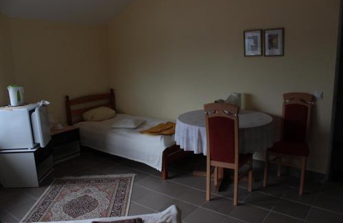 Kelme Apartment | Cozy Ocean View Rentals with Family-Friendly Amenities