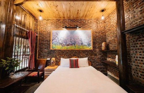 Vi Xuyen Bed & Breakfast | Top-Rated Hà Giang Xanh Retreat with Pool & Family Amenities