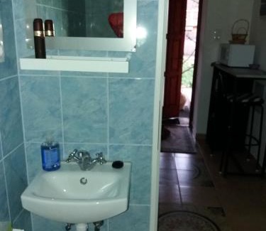 Mezokovacshaza House | Discover Hársfák: Pet-Friendly Retreat with Hot Tub