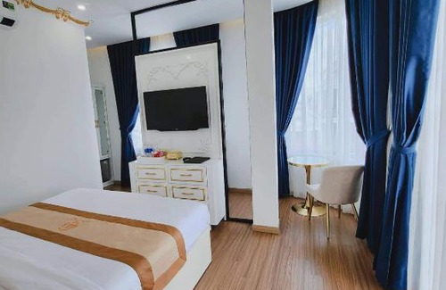 Ninh Kieu Hotel | Hân Cao Hotel: Guest Rated 10/10 with Breakfast Included