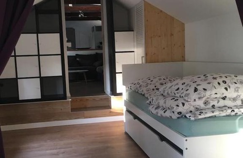 Bestensee Apartment | Beautiful Lakeside Retreat with Private Sauna and Boat