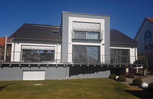 Erlangen Apartment | Family-Friendly Häuslinger Ferienwohnung with Great Reviews