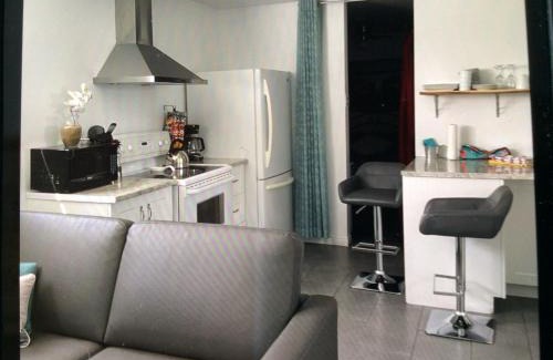 Saint-Gedeon Hotel | Stunning Oceanfront Stay at Hébergement L'Unik, Rated 8.1
