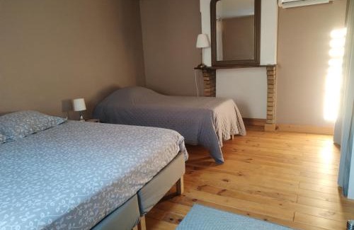 Herpy-l'Arlesienne House | Hédoniste: Top-Rated Hotel with Family-Friendly Amenities
