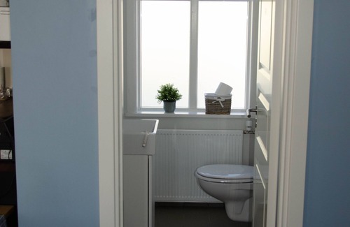 Holmavik House | Discover Hólmavík Guesthouse: Family-Friendly Getaway