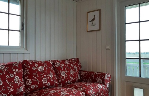 Hornafjörður House | Experience Comfort at Hólmur Farm with Family-Friendly Amenities