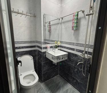 Quan Hoa Apartment | Hóng Homestay - 58 Nguyễn Khánh Toàn