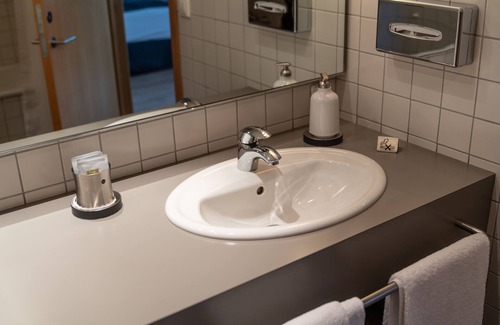 Isafjordur Hotel | Discover Comfort at Hótel Ísafjörður - Rated 8.4/10