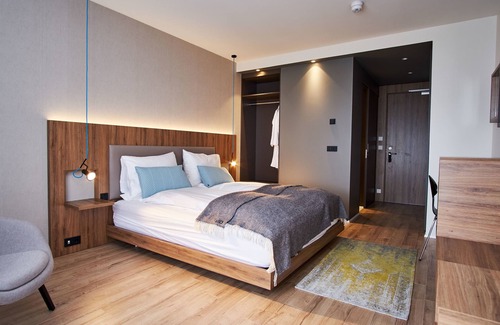 Innri-Njarthvik Hotel | Discover Comfort at Hótel Berg - 4-Star Retreat with Spa