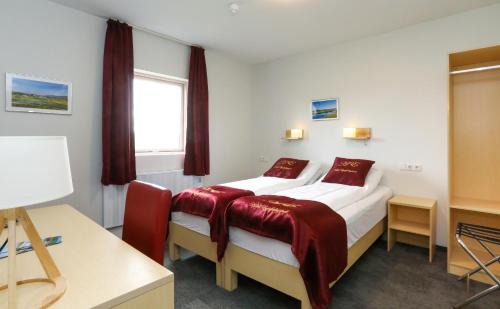 Hvolsvollur Hotel | Discover Hótel Eyjafjallajökull: Family-Friendly Retreat