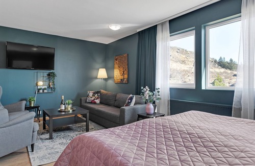 Sveitarfelagid Olfus Hotel | Discover Hótel Kvika: Spa Retreat with 9.6/10 Rating