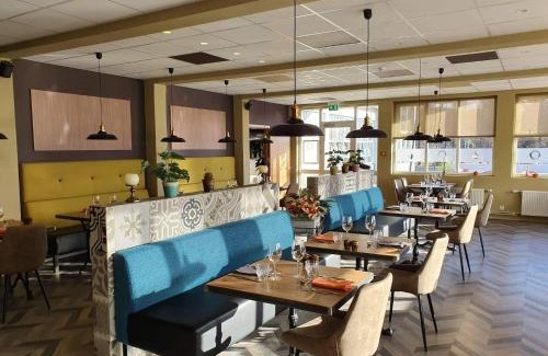 Egilsstadir Hotel | Comfortable Stay at Hótel Valaskjálf with Pool & Dining