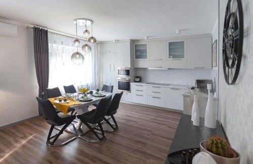 Hodmezovasarhely Apartment | Hóvirág Apartman