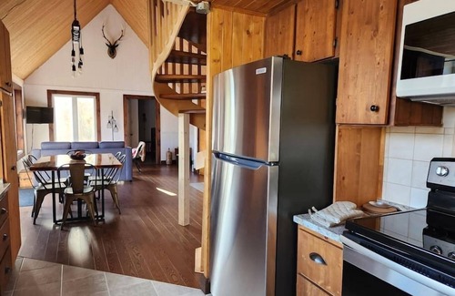 Mauricie Ski Chalet | Experience Relaxation at Hôtel à la Maison with Spa Access