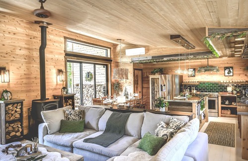 La Malbaie House | Hôtel à la maison - Chalet Alpinot
