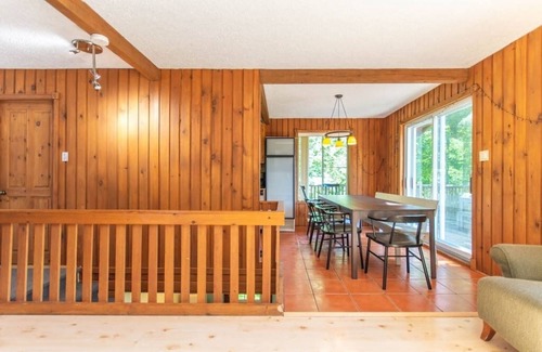 Sutton Ski Chalet | Escape to Nature at Hôtel à la maison - L'Éphémère
