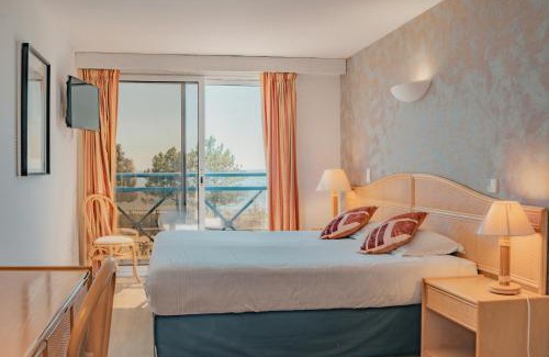 Carnac Hotel | Relaxing Getaway at Hôtel Édenia - Spa & Ocean Views