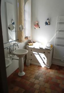 Marsolan Bed & Breakfast | Elegant Hôtel Étoiles d'Orion: Oceanfront Bliss Awaits